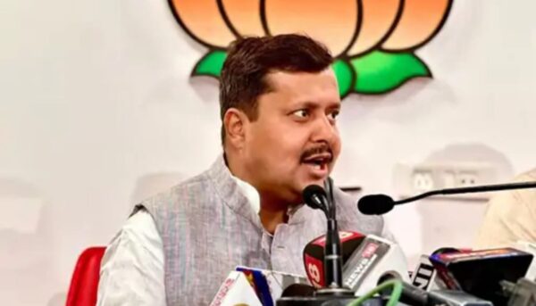 नितिन नबीन बने BJP के राष्ट्रीय कार्यकारी अध्यक्ष; दिलीप जायसवाल समेत कई नेताओं ने दी बधाई