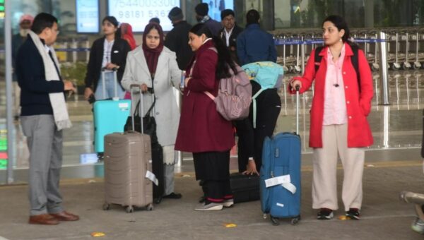 कोहरे का असरः पटना एयरपोर्ट पर 30 उड़ानें लेट, एअर इंडिया की पहली दिल्ली फ्लाइट रद