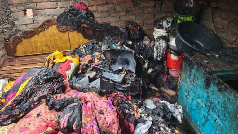 वैशाली में गैस सिलेंडर रिसाव से घर में लगी आग, नगद सहित लाखों का सामान जला