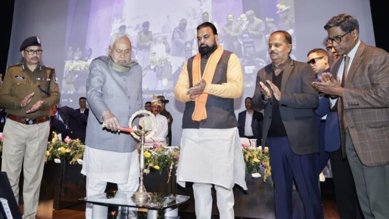 सम्राट चौधरी की पुलिस को सीएम नीतीश कुमार की नसीहत; ईमानदारी और कड़ाई से करें क्राइम कंट्रोल