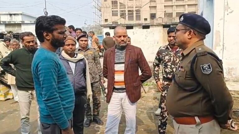 समस्तीपुर में साड़ी से गला घोटकर किशोर की हत्या, शौचालय के बाहर मिला शव