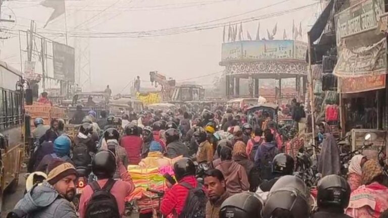 समस्तीपुर में एक साथ दो ट्रक खराब; पुल पर लगा लंबा जाम, यातायात पुलिस रही हलकान