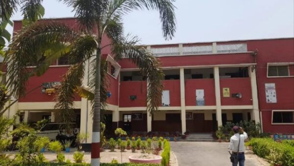 समस्तीपुर में कॉमर्स पढ़ाई के सीमित विकल्प, 244 इंटर स्कूलों में नहीं है व्यवस्था