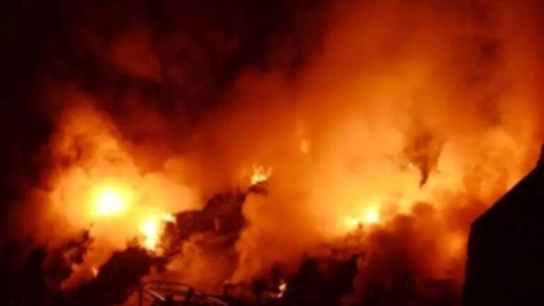 समस्तीपुर में भीषण अगलगी से मासूम की मौत, पांच घर जलकर राख, इलाके में पसरा मातम